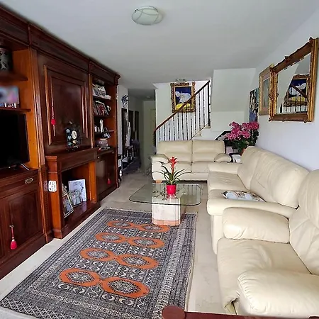 Cozy With Sea View Apartment Mijas